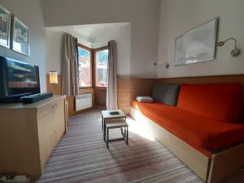 Appartement à La Tania,Appartement 2* skis aux pieds avec balcon, proche remontée mécanique et piscine FR-1-513-80 N°954172