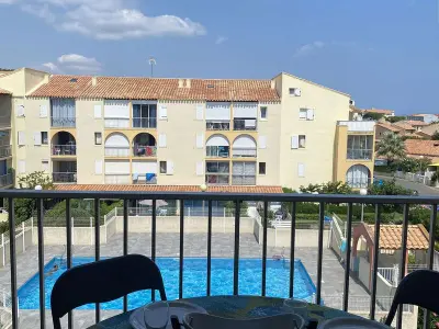 Appartement à Narbonne, Appartement 2 pièces avec mezzanine, piscine et parking à Narbonne Plage - L885496