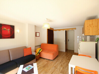 Location Appartement à Chamrousse,Studio 25 m² au pied des pistes et centre station FR-1-340-243 N°948770