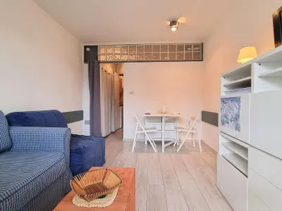 Appartement à Le Dévoluy, Studio Cabine pour 4 à SuperDévoluy, proche pistes et commerces, wifi et parking gratuits - L885572