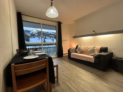 Appartement à Le Dévoluy, Studio confort pour 4 avec terrasse, parking, wifi et animaux admis - L885573