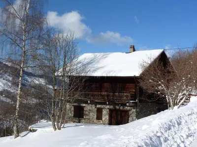 Chalet à Arêches Beaufort, Chalet chaleureux pour 10 personnes avec cheminée et internet, proche des pistes - L832073