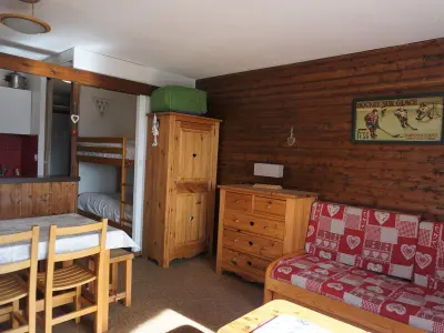 Appartement à Orcières Merlette, Studio cabine confortable à Orcières Merlette - 4 pers, proche pistes et commerces - L966165