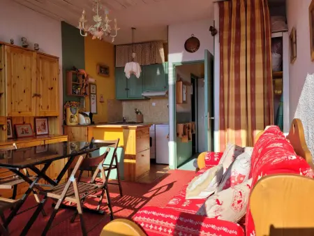 Appartement à Pra Loup, Studio lumineux avec terrasse panoramique, situé au cœur de la galerie commerciale de Pra Loup, à 80m des pistes - L885731