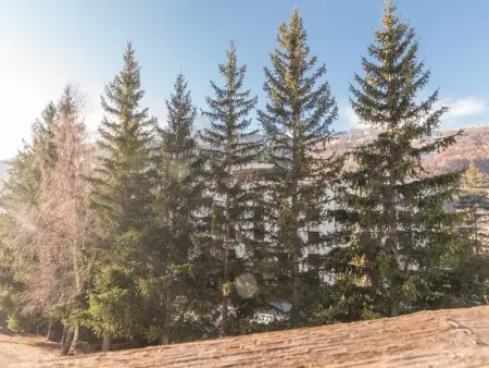 Appartement familial 3 pièces, 8 couchages, proche des pistes à Serre-Chevalier, balcon sud. - Photo 3