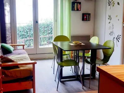Appartement à Cauterets, Studio Calme en Hypercentre avec Cuisine Équipée et Parking Proche - L885742