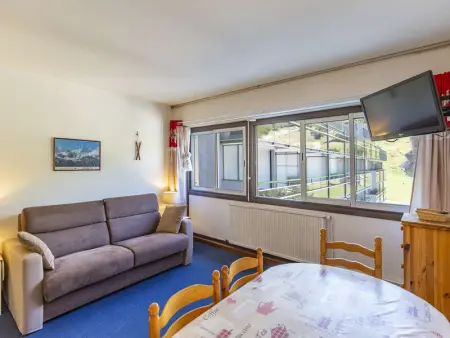 Studio cabine au centre avec accès direct aux pistes - Photo 3