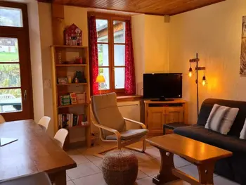 Casa en Morillon Village,Maison de village avec jardin clos, sauna et télécabine à 500m - idéal pour famille! FR-1-642-16 N°832108