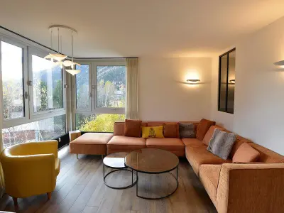 Appartement à Chamonix Mont Blanc, T4 rénové avec vue Mont-Blanc, 4 étoiles, proche centre, parking - L885888