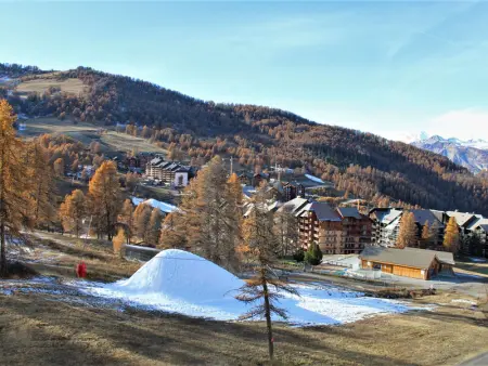 Studio cosy à Risoul 1850 - 4 couchages, pied des pistes, parking, balcon - Photo 12