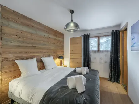 Chalet Mitoyen à Courchevel Moriond, 4 Chambres, 8 Personnes, Ski aux Pieds, Parking, Services Inclus - Photo 4