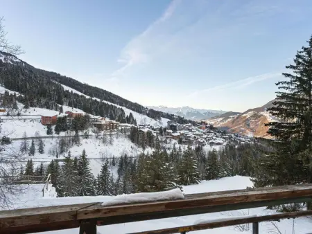 Chalet Mitoyen à Courchevel Moriond, 4 Chambres, 8 Personnes, Ski aux Pieds, Parking, Services Inclus - Photo 13