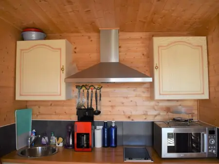 Charmant T2 cabine 35m² avec terrasse, exposition sud-ouest, bien équipé, Bolquère, sans animaux - Photo 1