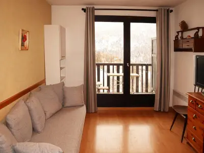 Appartement à Les Orres, Studio spacieux pour 4 aux Orres proche pistes et commerces - L970968
