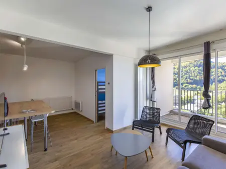 Appartement rénové 8 pers, terrasse, ski, wifi - Photo 2