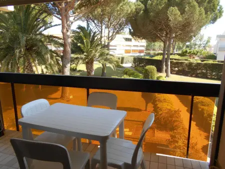 Appartement à Le Grau du Roi, Studio cabine avec terrasse, accès rapide plage et parking privé - Le Grau du Roi - L886137