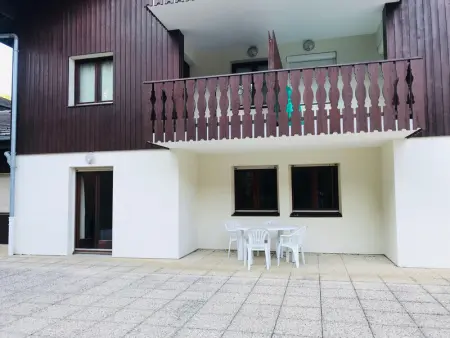 Appartement Confortable avec Piscines, Terrasse et Parking à Samoëns - Photo 11
