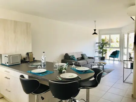 Appartement 2 pièces à Calvi avec terrasse et parking - Photo 9