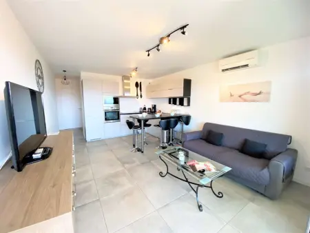 Appartement Contemporain 3 Pièces avec Terrasse - 6 Couchages - Photo 4