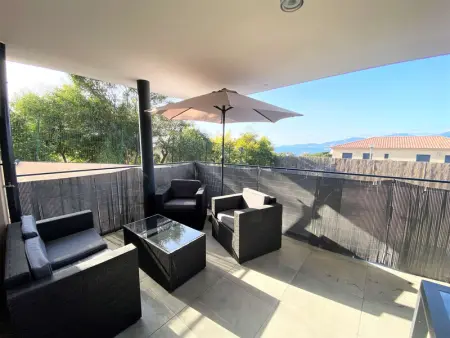 Appartement Contemporain 3 Pièces avec Terrasse - 6 Couchages - Photo 14