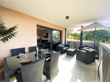 Appartement Contemporain 3 Pièces avec Terrasse - 6 Couchages - Photo 16