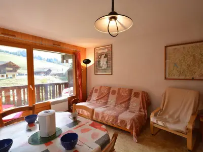 Appartement à Le Grand Bornand, Appartement cosy 6 pers, proche pistes et centre, balcon, parking, animaux admis - L886236