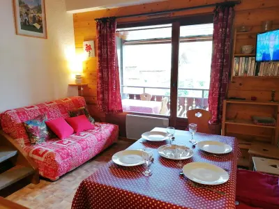 Appartement à Le Grand Bornand, Centre, 2 pièces + mezzanine, balcon, ascenseur, 6 couchages - L886252