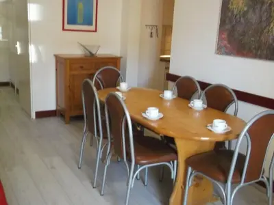 Appartement à Orcières Merlette, Appartement cosy 6 pers. avec WIFI, loggia et casier à skis, au pied des pistes, proche commerces - L954432