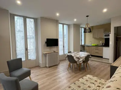 Appartement à Cauterets, Appartement T2 avec Balcon, Proche Thermes et Télécabine - Cauterets, 5 Pers - L886443