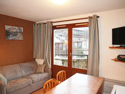 Appartement à Les Orres, Studio cosy aux Orres, accès direct pistes, balcon sud, 4 pers, proche patinoire - L944641