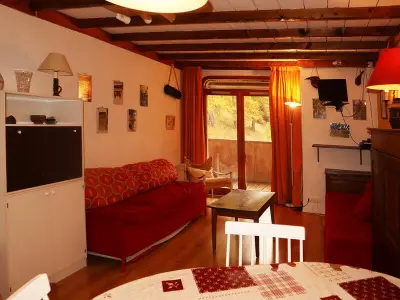 Appartement à Les Orres, Grand appt 6 pers avec balcon plein sud près du centre - L886531