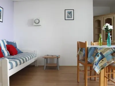 Appartement à La Rochelle, Appt 5 couchages, balcon, parking, plage des Minimes - L886566