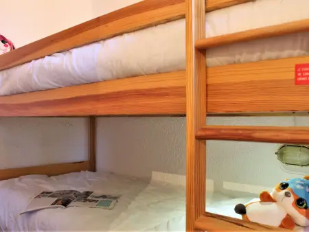 Appartement 2 pièces - Pied des pistes, balcon, piscine, tennis - Risoul 1850 - Photo 11