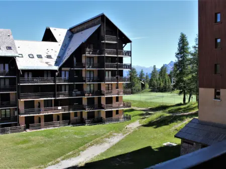 Appartement 2 pièces - Pied des pistes, balcon, piscine, tennis - Risoul 1850 - Photo 15