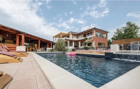 Location Maison 10 personnes à Vir - Photo 11