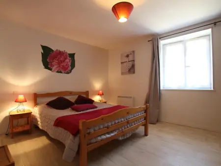 Maison mitoyenne avec terrasse à Lessay, idéale pour familles - Photo 3