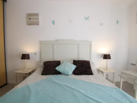 Maison mitoyenne avec terrasse à Lessay, idéale pour familles - Photo 8