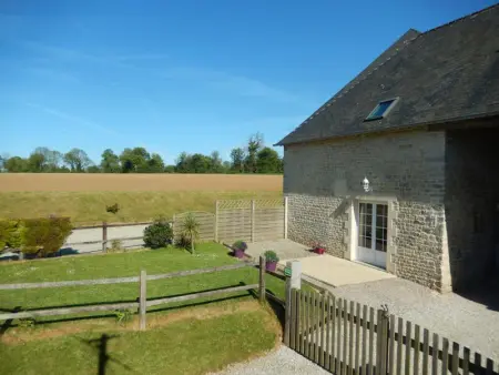 Gîte Charmant Proche Plages du Débarquement avec Jardin Privé et Confort Moderne - Photo 13