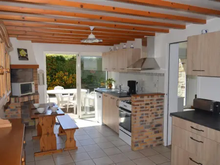 Maison spacieuse près de la côte du Cotentin, Gite 8 personnes à Les Moitiers d'Allonne - Photo 3