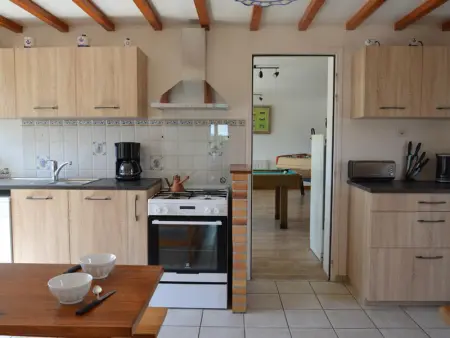 Maison spacieuse près de la côte du Cotentin, Gite 8 personnes à Les Moitiers d'Allonne - Photo 4