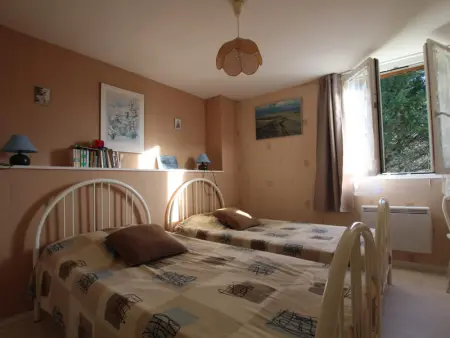 Maison mitoyenne avec terrasse et barbecue proche de Lessay - Photo 6