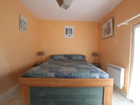 Maison mitoyenne avec terrasse et barbecue proche de Lessay - Photo 7