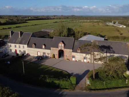 Charmante maison normande proche de la mer, avec jardin privé - Photo 3