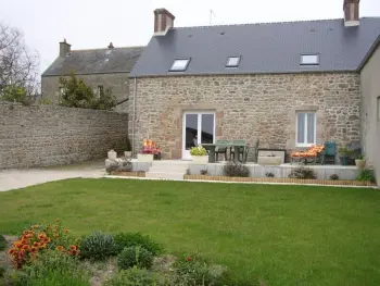 Gite à Reville,Maison 1900 avec 3 chambres, jardin et WIFI FR-1-362-131 N°832335