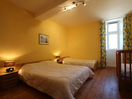 Manoir charmant au cœur du Cotentin, Gite 8 personnes à Orglandes - Photo 10