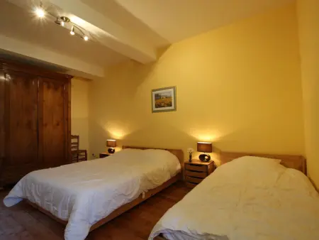 Manoir charmant au cœur du Cotentin, Gite 8 personnes à Orglandes - Photo 12