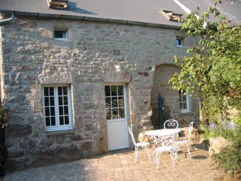 Gite à Théville,Maison cosy à Théville : cheminée, terrasse, proche Utah Beach, 5 pers, animaux acceptés FR-1-362-179 N°832355