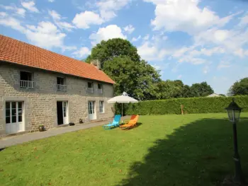 Gite à Beslon,Maison champêtre avec jardin, barbecue et Internet à Beslon FR-1-362-201 N°832364