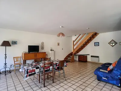 Appartement à Jullouville, Duplex spacieux à 100m de la plage, 150m des commerces, idéal pour 4 pers, Jullouville - L886683