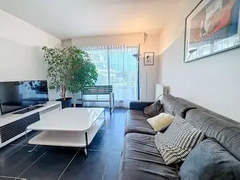 Wohnung in Granville,Appartement moderne avec terrasse et parking, au cœur de Granville, à deux pas de la plage ! FR-1-361-77 N°886691